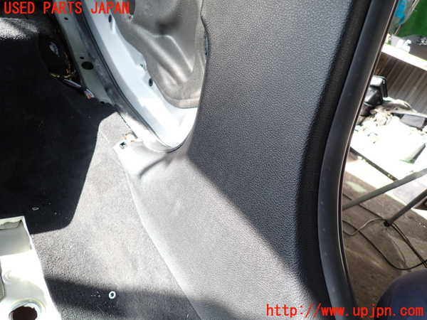 2UPJ-9231797670]BMW 320i(8A20)左センターピラートリム 中古 (F30)_4