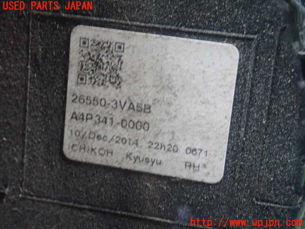 1UPJ-9231801530]ノート(E12)右テールランプ 中古_4