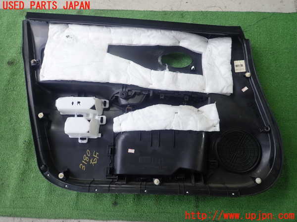 1UPJ-9231801234]ノート(E12)右前ドア内張り 中古_3