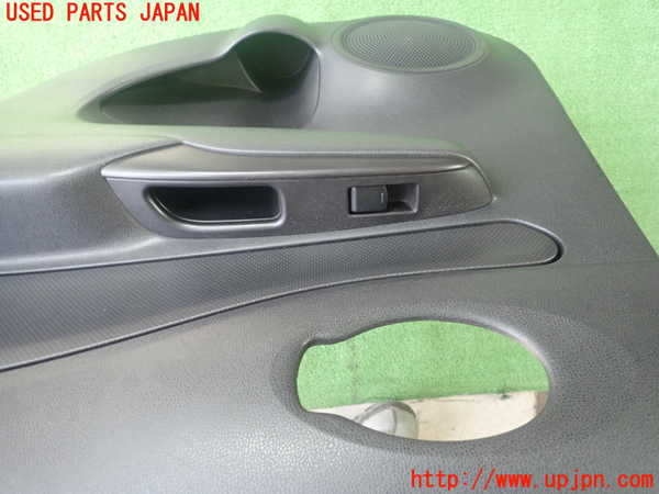 1UPJ-9231801294]ノート(E12)右後ドア内張り 中古_2