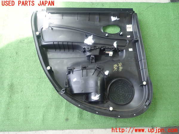 1UPJ-9231801294]ノート(E12)右後ドア内張り 中古_3