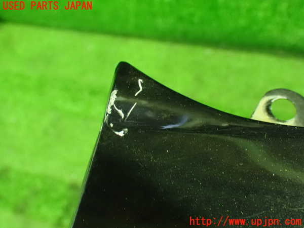 1UPJ-9231811102]セレナ C27系(GFC27)左前コーナーパネル 中古_2