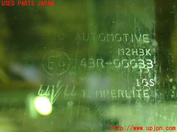 1UPJ-9231811230]セレナ C27系(GFC27)右前ドア AGC M2H3K 中古_4