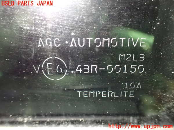 1UPJ-9231811320]セレナ C27系(GFC27)左後ドア AGC M2L3 中古_4