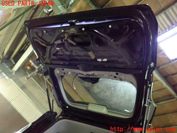 1UPJ-9231811566]セレナ C27系(GFC27)バックドア リアゲート ハッチ 中古_5