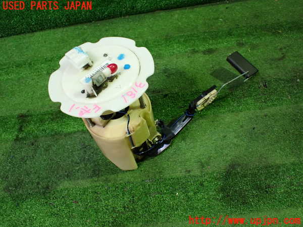 1UPJ-9231812510]セレナ C27系(GFC27)燃料ポンプ 中古_2