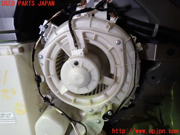 1UPJ-9231816082]セレナ C27系(GFC27)エバポレーター2 (リヤ) 中古_2