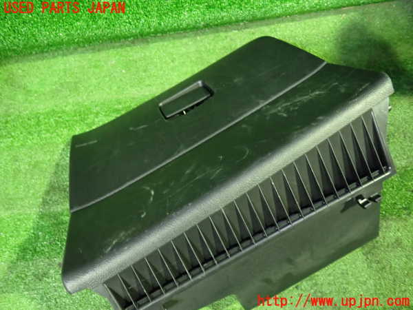 1UPJ-9231817516]セレナ C27系(GFC27)グローブボックス1 中古_2