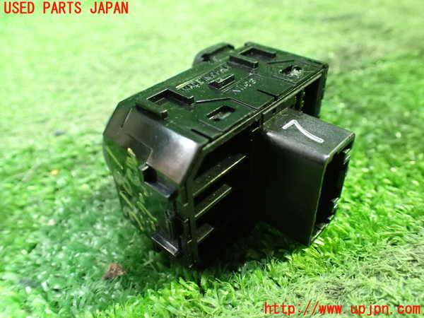1UPJ-9231816280]セレナ C27系(GFC27)ミラースイッチ 中古_2