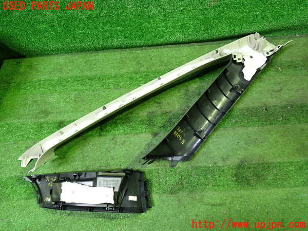 1UPJ-9231817660]セレナ C27系(GFC27)左フロントピラートリム 中古_2