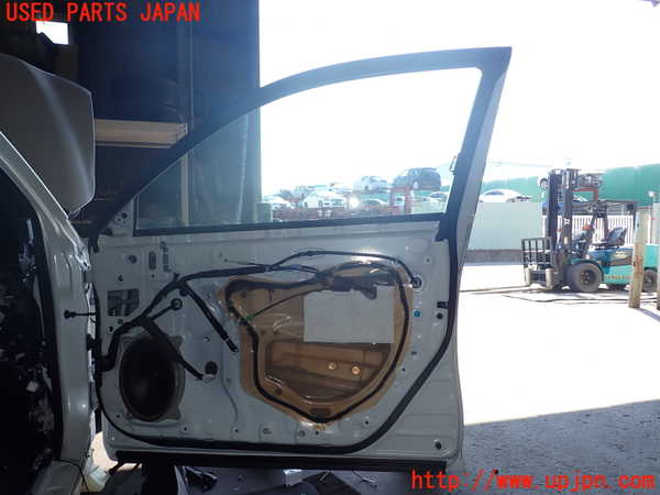 1UPJ-9231821230]レクサス・CT200h(ZWA10)右前ドア NSG M4O5 中古_5