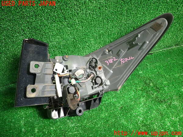 1UPJ-9231821536]レクサス・CT200h(ZWA10)左テールランプ 中古_2