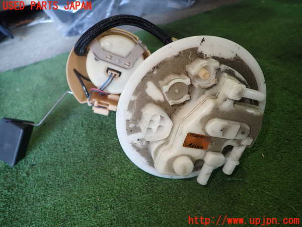 1UPJ-9231822510]レクサス・CT200h(ZWA10)燃料ポンプ 中古_3
