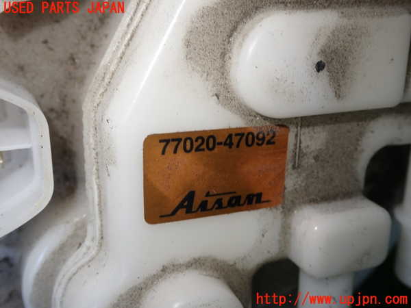 1UPJ-9231822510]レクサス・CT200h(ZWA10)燃料ポンプ 中古_4