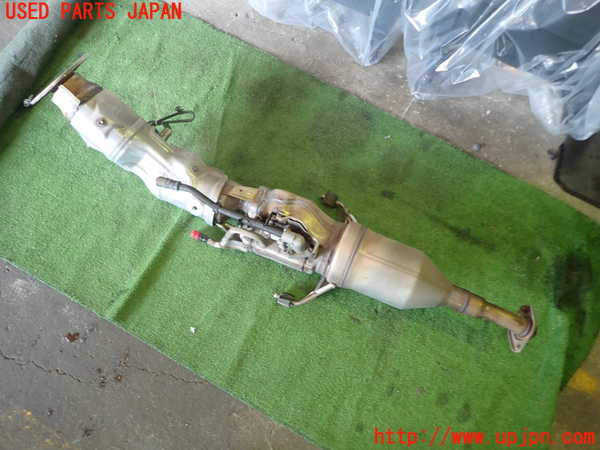 1UPJ-9231822661]レクサス・CT200h(ZWA10)触媒1 中古_2