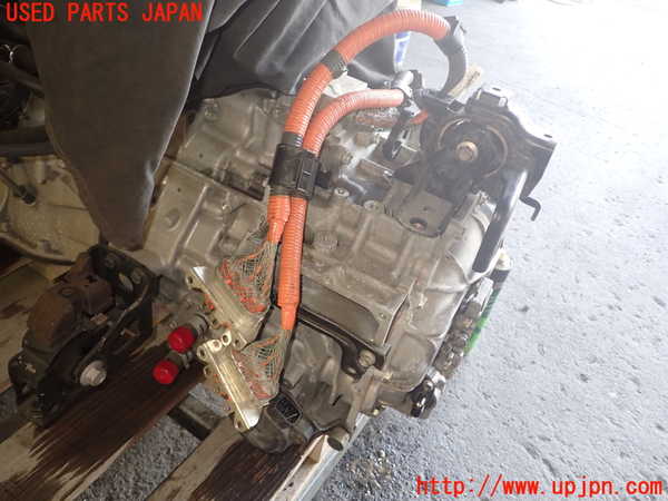 1UPJ-9231823010]レクサス・CT200h(ZWA10)ミッション AT 2ZR-FXE 中古_3