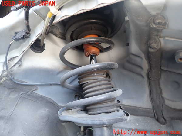 1UPJ-9231825015]レクサス・CT200h(ZWA10)右フロントストラット 中古_2