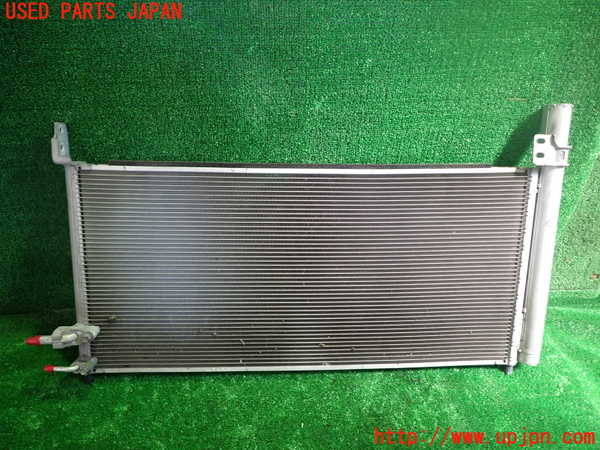 1UPJ-9231826031]レクサス・CT200h(ZWA10)エアコンコンデンサー1 中古_2