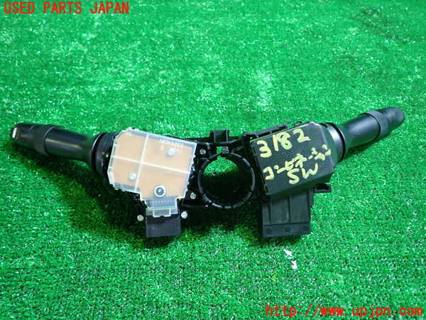 1UPJ-9231826720]レクサス・CT200h(ZWA10)コンビネーションスイッチ 中古_4