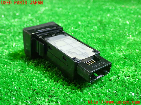 1UPJ-9231826313]レクサス・CT200h(ZWA10)スイッチ8 (パーキング) 中古_3
