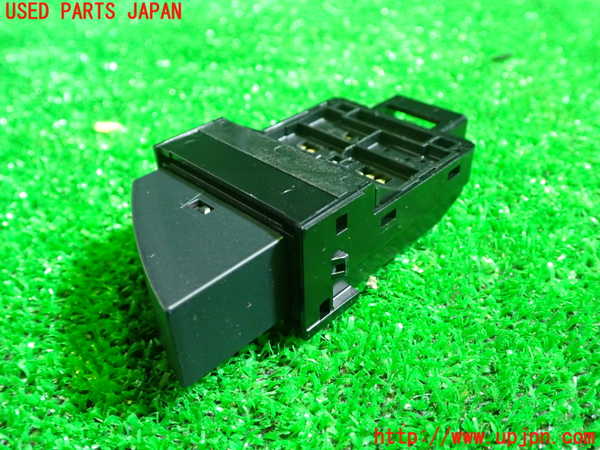 1UPJ-9231826290]レクサス・CT200h(ZWA10)ハザードスイッチ 中古_2