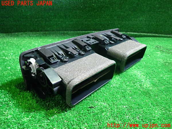 1UPJ-9231827528]レクサス・CT200h(ZWA10)エアコン吹き出し口3 (真中) 中古_3