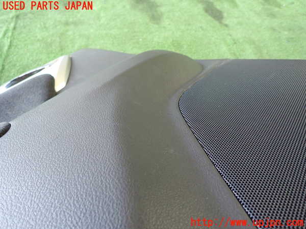1UPJ-9231821324]レクサス・CT200h(ZWA10)左後ドア内張り 中古_2