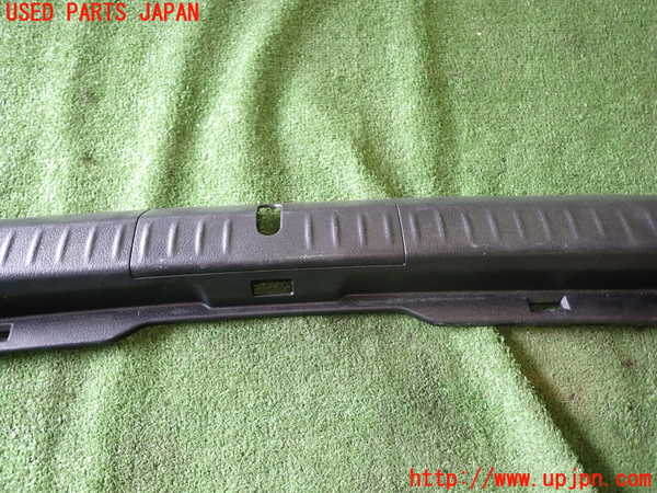 1UPJ-9231827772]レクサス・CT200h(ZWA10)ラゲッジトレイ2 中古_3