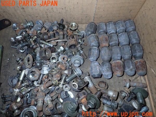 3UPJ=9231830720]ランクルプラド(KZJ78W)ネジ・ナット・ステー類 セット ジャンク_4