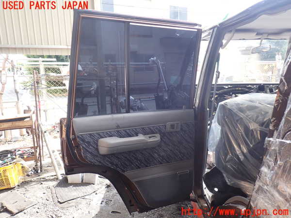 1UPJ-9231831320]ランクルプラド(KZJ78W)左後ドア M468 ジャンク部品取り_4