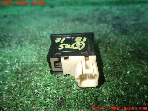 1UPJ-9231836310]ランクルプラド(KZJ78W)スイッチ5 (リヤワイパー) 中古_2