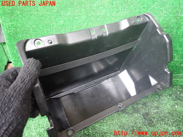 1UPJ-9231837517]ランクルプラド(KZJ78W)グローブボックス2 中古_2