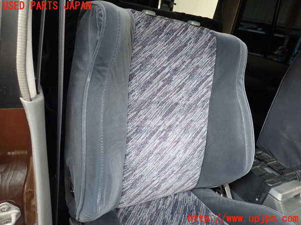 1UPJ-9231837035]ランクルプラド(KZJ78W)運転席シート 中古_2
