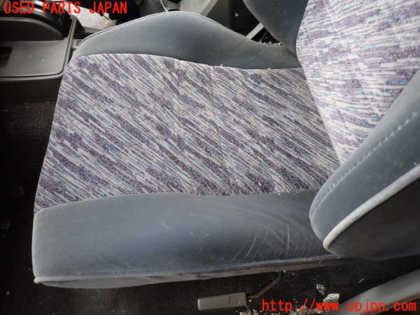1UPJ-9231837065]ランクルプラド(KZJ78W)助手席シート 中古_2