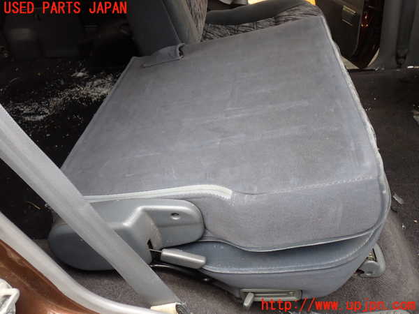 1UPJ-9231837145]ランクルプラド(KZJ78W)右2列目シート 中古_4