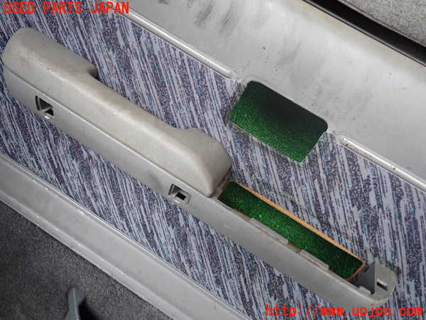1UPJ-9231831264]ランクルプラド(KZJ78W)左前ドア内張り 中古_2