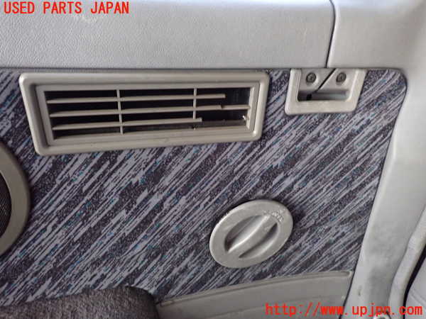 1UPJ-9231837675]ランクルプラド(KZJ78W)右リアピラートリム 中古_3