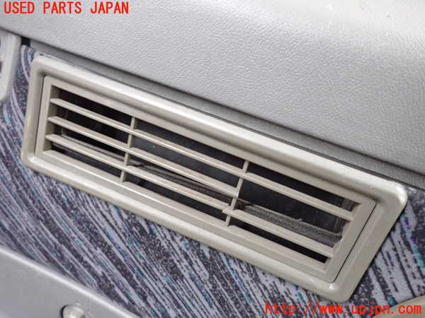 1UPJ-9231837680]ランクルプラド(KZJ78W)左リアピラートリム 中古_4