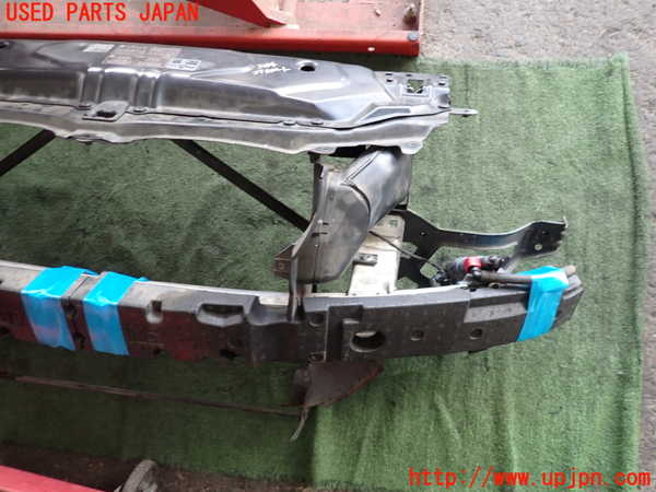 2UPJ-9231841041]BMW M5(NB50)(E60)コアサポート 中古_3