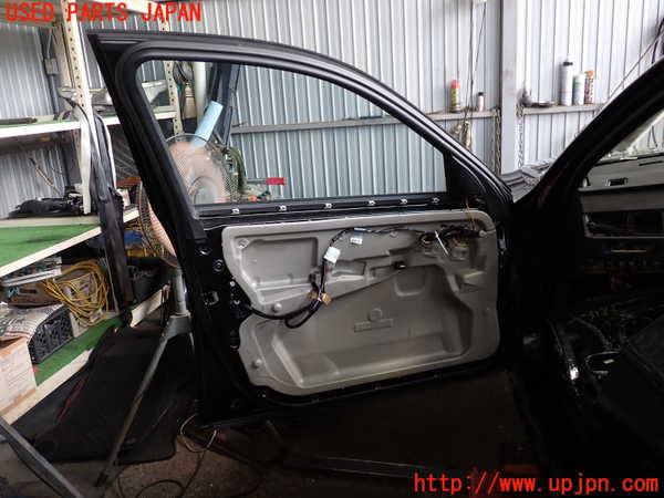 2UPJ-9231841260]BMW M5(NB50)(E60)左前ドア 中古(43R-000053 M158)_4