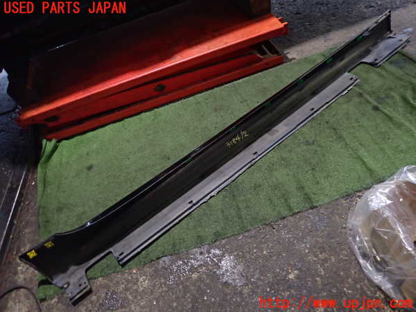 2UPJ-9231841392]BMW M5(NB50)(E60)左サイドステップ 中古_4