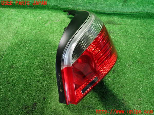 2UPJ-9231841530]BMW M5(NB50)(E60)右テールランプ 中古_2