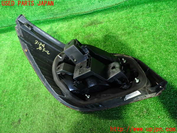 2UPJ-9231841530]BMW M5(NB50)(E60)右テールランプ 中古_3