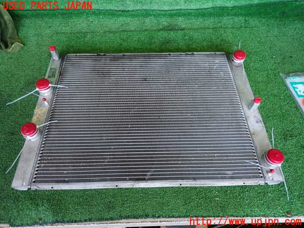 2UPJ-9231842321]BMW M5(NB50)(E60)ラジエーター1 中古_3
