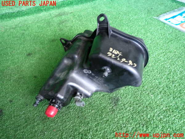 2UPJ-9231842410]BMW M5(NB50)(E60)ラジエータータンク 中古_2