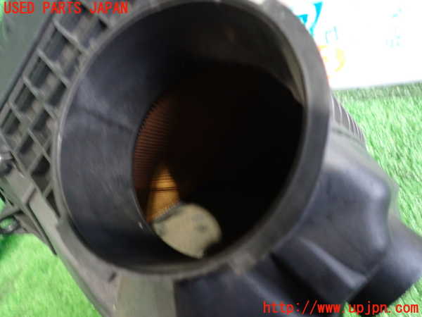 2UPJ-9231842560]BMW M5(NB50)(E60)エアクリーナーボックス 中古_3
