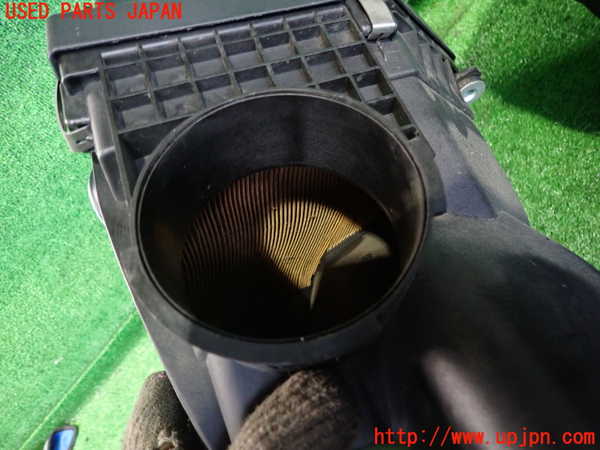 2UPJ-9231842560]BMW M5(NB50)(E60)エアクリーナーボックス 中古_4