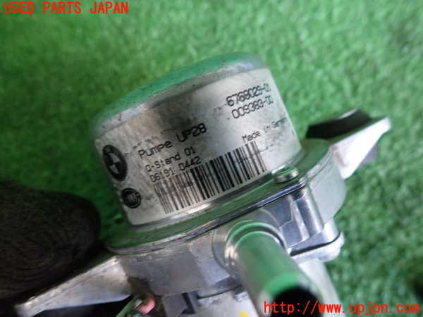 2UPJ-9231842580]BMW M5(NB50)(E60)バキュームポンプ 中古_3