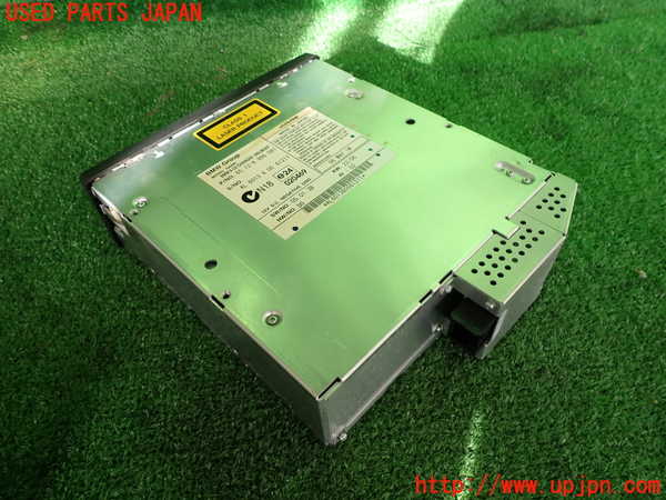 2UPJ-9231846505]BMW M5(NB50)(E60)CDチェンジャー 中古_2