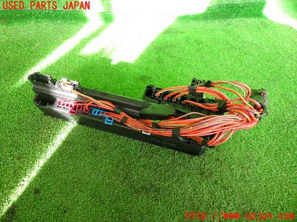 2UPJ-9231846741]BMW M5(NB50)(E60)ヒューズボックス1 中古_2